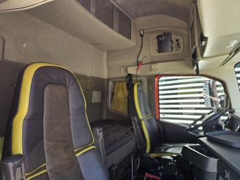 FH 16.750 8x4 / 160T / RETARDER / I PARK COOL / HYDRAULIC